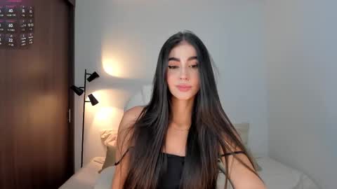 Snapshot of rebeccabaxter chatting on October 29, 2:13 am Rebecca online show from October 29, 2:13 am