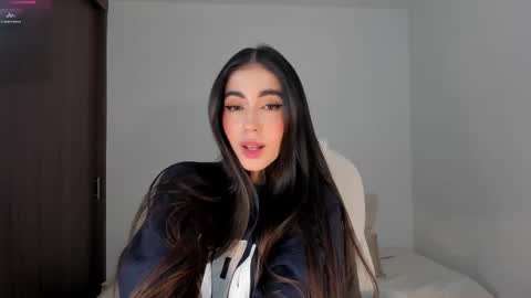 Snapshot of rebeccabaxter chatting on March 11, 12:44 am Rebecca online show from March 11, 12:44 am