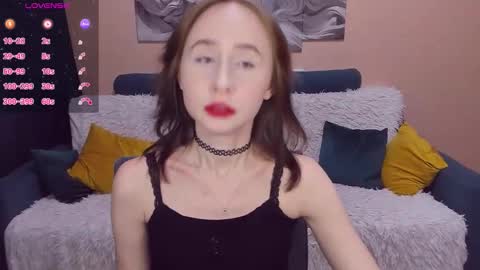 RebeccaWind online show from October 20, 12:10 pm