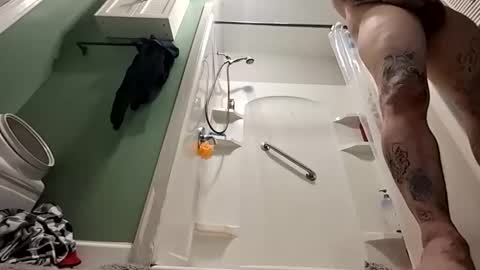 recka810 online show from November 19, 2:55 am