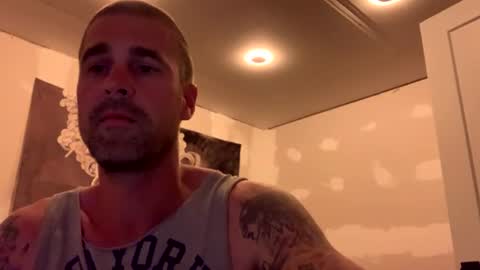 red666683360 online show from July 24, 5:48 am
