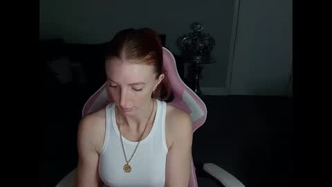 Red -  online show from November 25, 3:44 pm