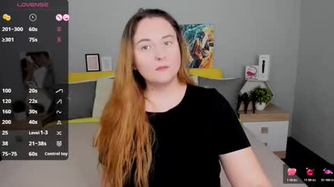 Lessy Fox online show from February 7, 6:22 pm