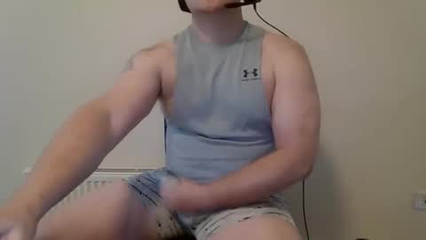 Snapshot of redbwc96 chatting on October 22, 7:55 am redbwc96 online show from October 22, 7:55 am