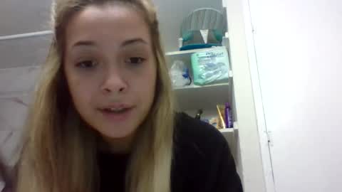 reddwaxx online show from December 22, 6:47 pm