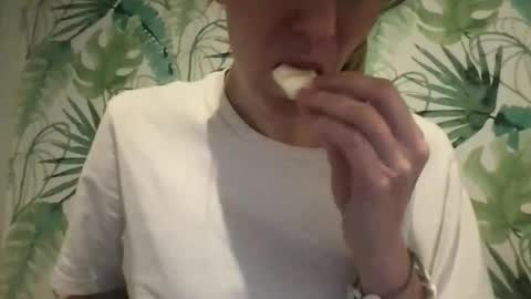 Redfox online show from November 14, 9:33 am