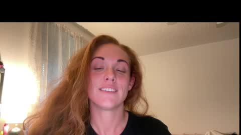 Redheaded Fox online show from April 8, 10:02 pm