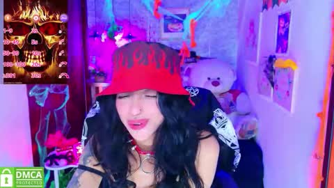 Lili Lopez online show from October 29, 8:31 pm