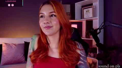 Snapshot of redjasmine_ chatting on March 10, 9:40 pm Red Jasmine online show from March 10, 9:40 pm