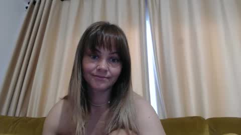 RedJessica online show from May 10, 7:48 am