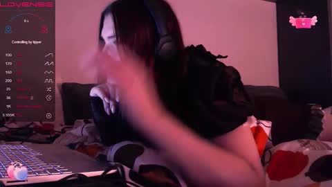 Red online show from October 31, 11:16 pm