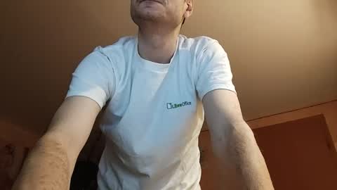 reeds44 online show from February 17, 8:19 pm