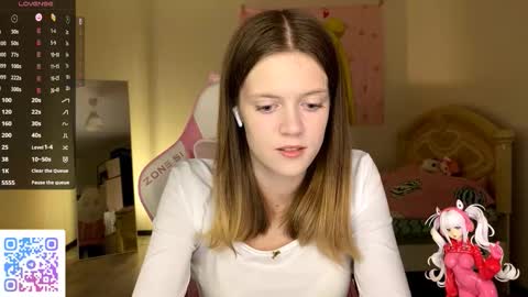 Lucy online show from October 14, 4:32 pm