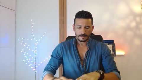   REIKO  online show from January 5, 5:27 pm