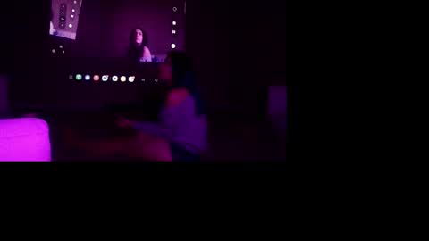 Reinee online show from December 13, 11:33 pm