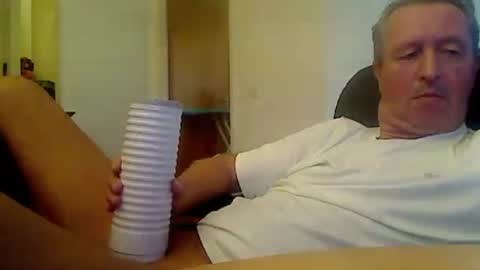 reini7211 online show from November 9, 10:08 am