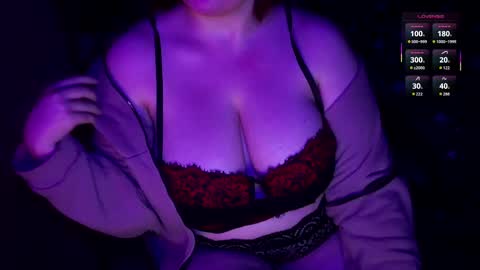 relyka25 online show from September 17, 9:40 pm