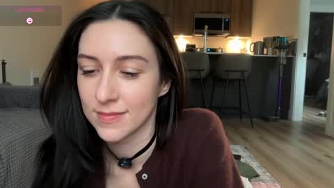 Remi online show from May 25, 11:33 pm
