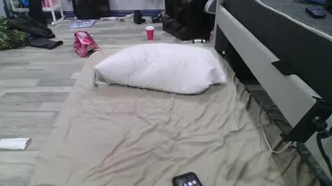 remshotdt online show from February 23, 6:07 am