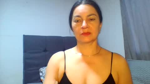 renata_hot1 online show from July 2, 10:58 pm