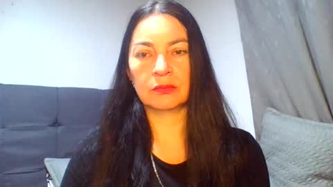 renata_hot1 online show from July 17, 12:45 am