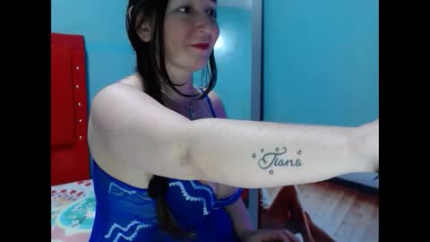renesmee tanner online show from September 25, 4:52 am