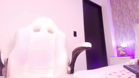 REVEN online show from November 27, 3:47 am