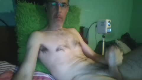 reyes_albert2006 online show from April 6, 6:36 am