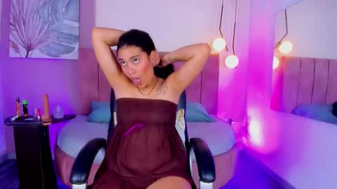 Reyna online show from September 14, 3:53 am