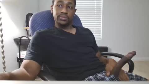 Taye online show from November 9, 12:30 pm