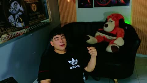 rhis_thomson online show from September 29, 8:30 pm