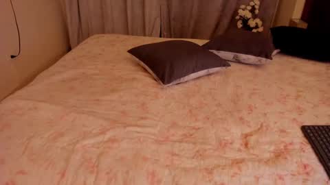 Rhonda online show from December 3, 10:12 pm