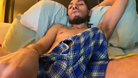 Riah online show from January 15, 9:02 am