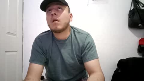 ricardogarcia21 online show from January 13, 8:05 am