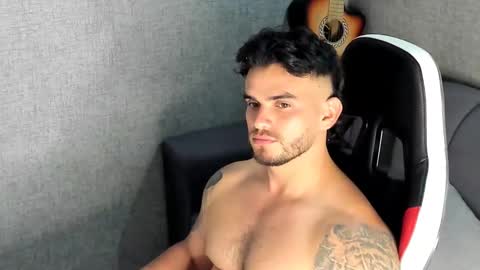 ricardogonzalez666 online show from October 24, 2:45 am