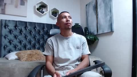 richar_voller online show from September 30, 11:21 am