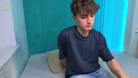 Richard online show from December 19, 3:51 pm