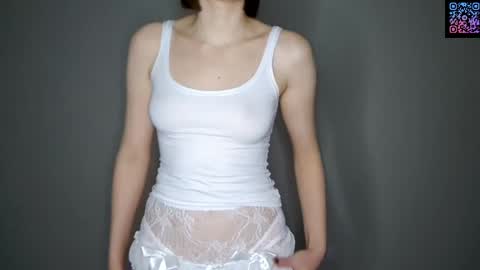 Luna online show from April 5, 8:06 pm