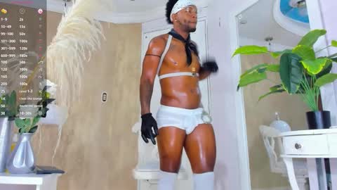 RicoBrowm online show from November 21, 5:05 am