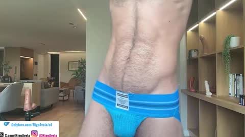 Rigo Avela online show from February 12, 8:45 pm