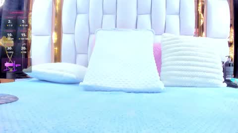 Riley online show from November 20, 11:53 am