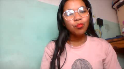 rinah856024 online show from June 15, 4:04 am