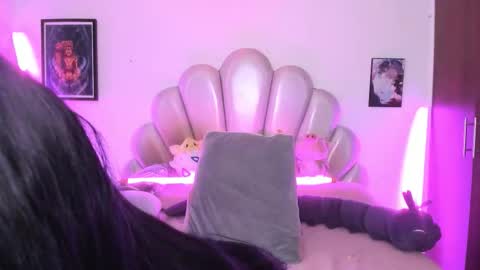 Snapshot of riniryokouwu chatting on October 11, 9:29 pm online show from October 11, 9:29 pm