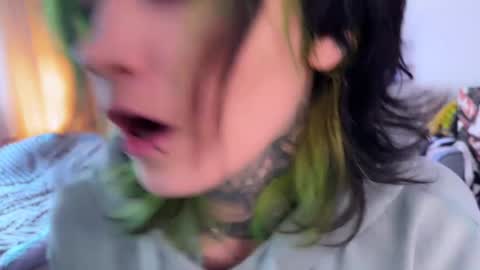   DianaBrite            fansl y online show from April 6, 12:28 pm