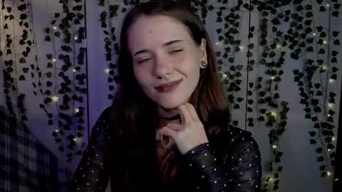 risha_laass online show from August 6, 8:18 pm