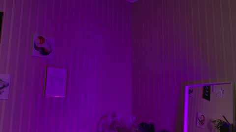 Snapshot of risky_dream chatting on December 31, 6:05 am Alice online show from December 31, 6:05 am