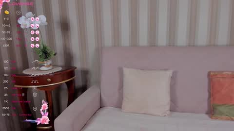 rita_farell online show from November 8, 8:45 pm