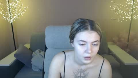 ritaneer online show from December 4, 9:12 am