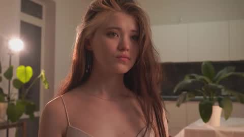 Akemi online show from February 11, 4:11 pm