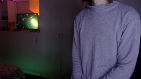 Mikey online show from December 11, 1:39 pm